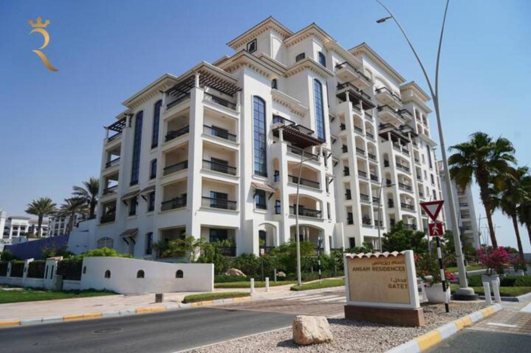 Your 1Br Retreat On Yas Island Blue Sapphire Apartment Abu Dhabi Exterior photo